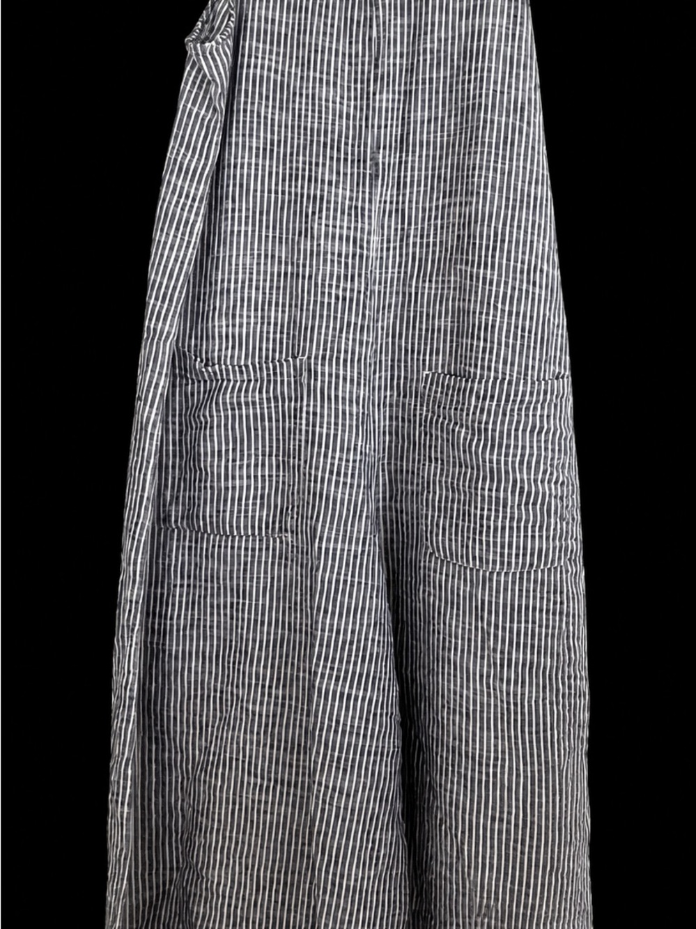 Max Studio Black and White Striped Maxi Skirt with Front Pockets